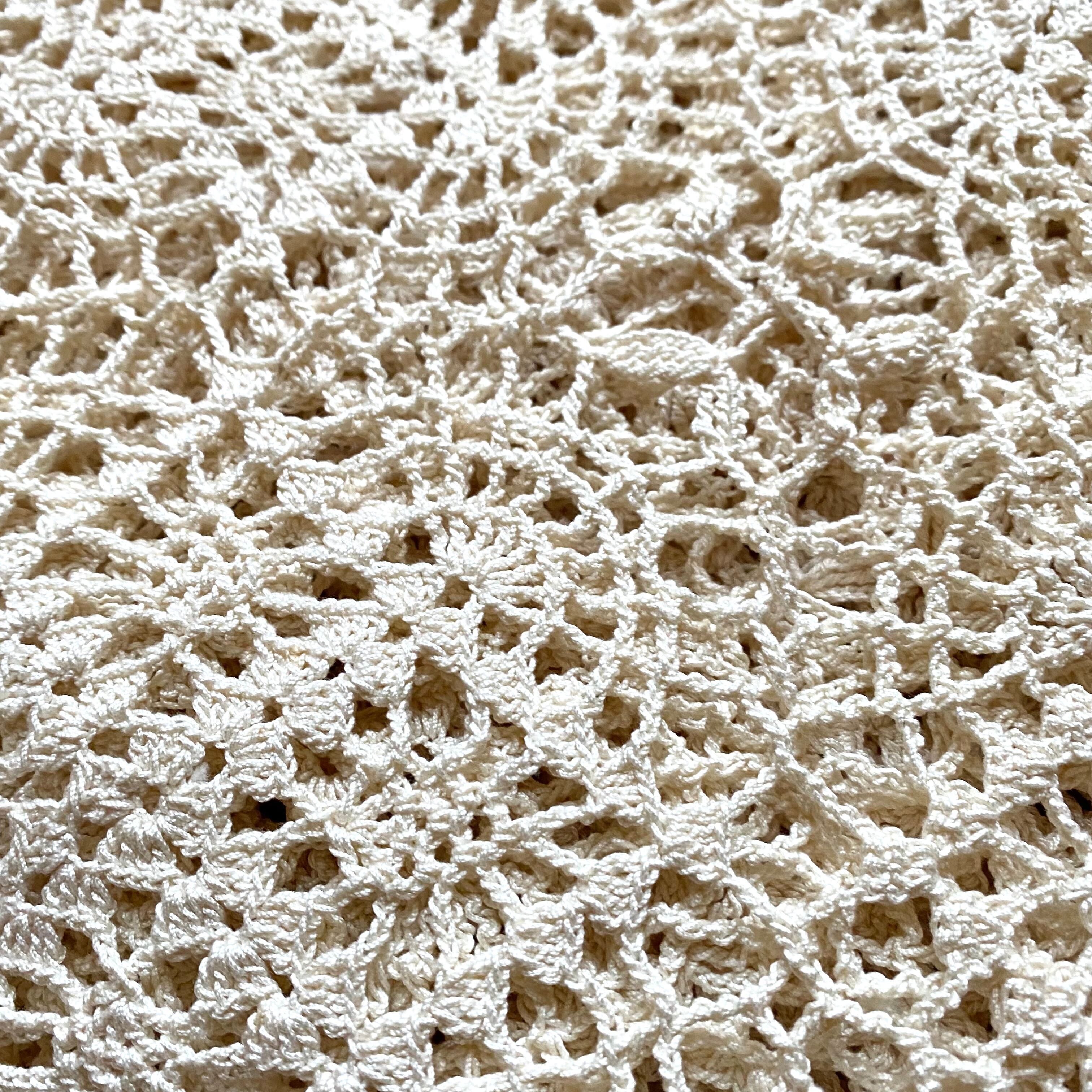 Bed throw crochet tablecloth 220x220