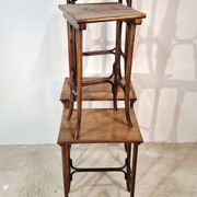 Ensemble de 4 tables gigognes en bois cintré Thonet