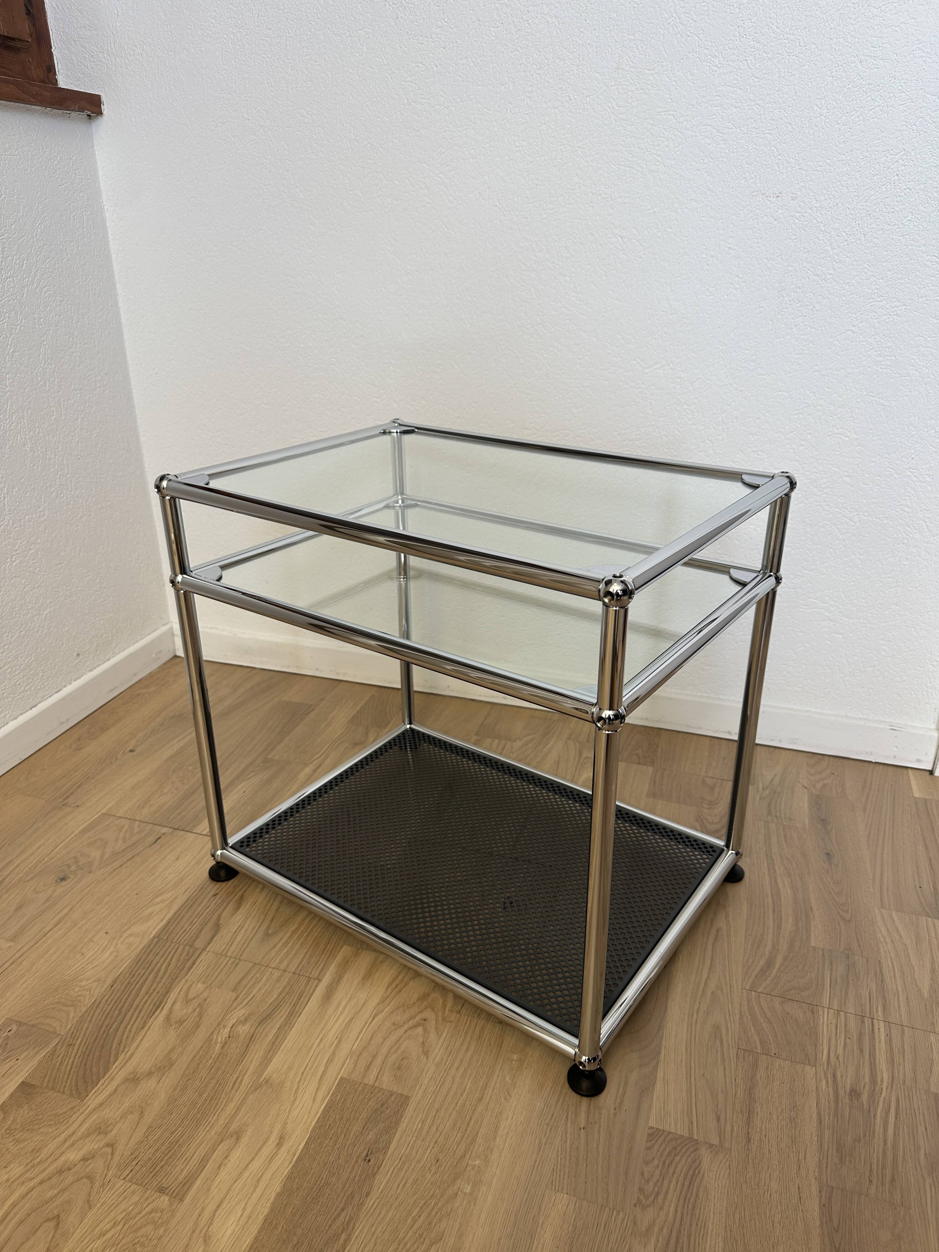 Table d’appoint USM Haller en verre et Gris Anthracite