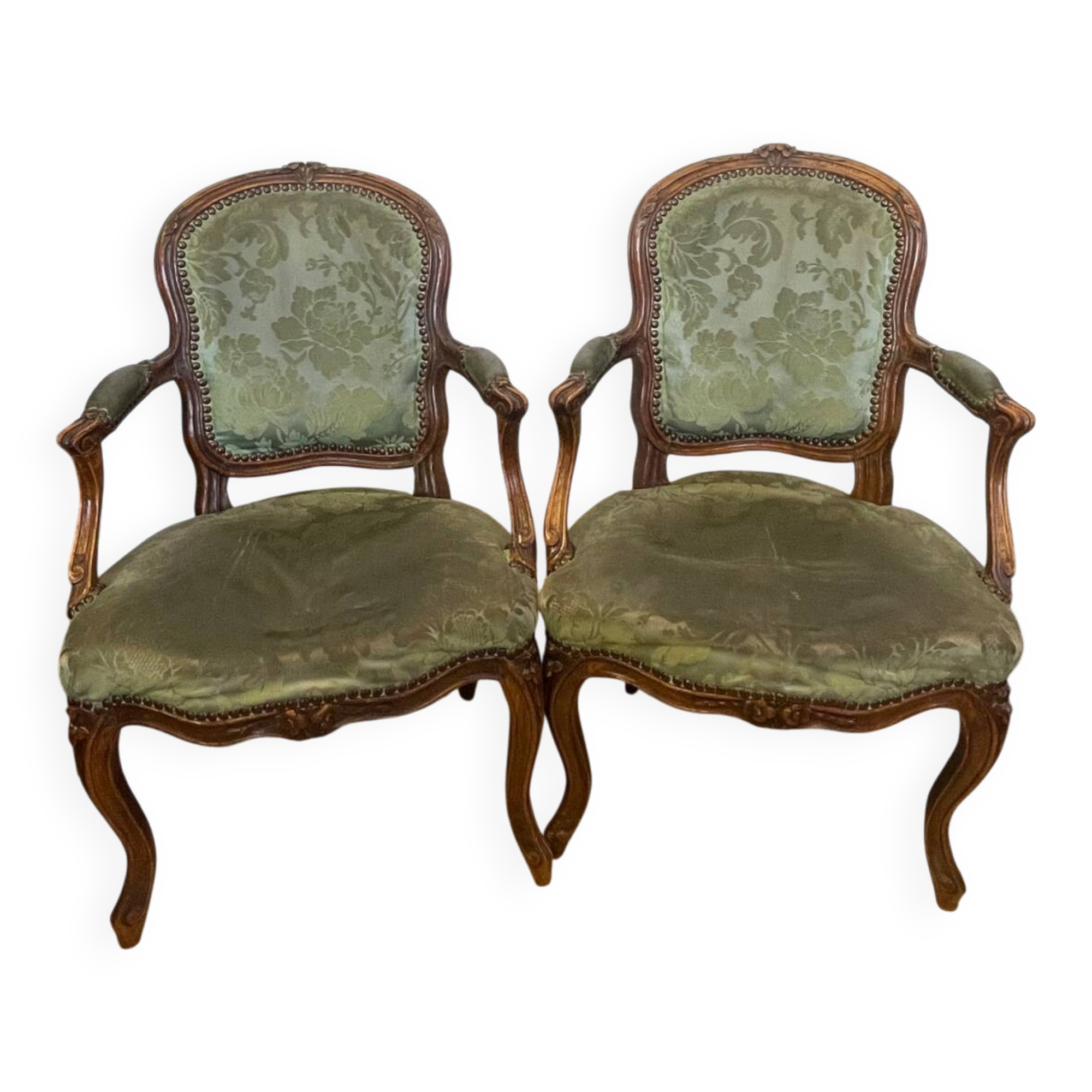 Fauteuils cabriolet Louis XV estampillé F. Raisin