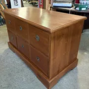Meuble de rangement en bois
