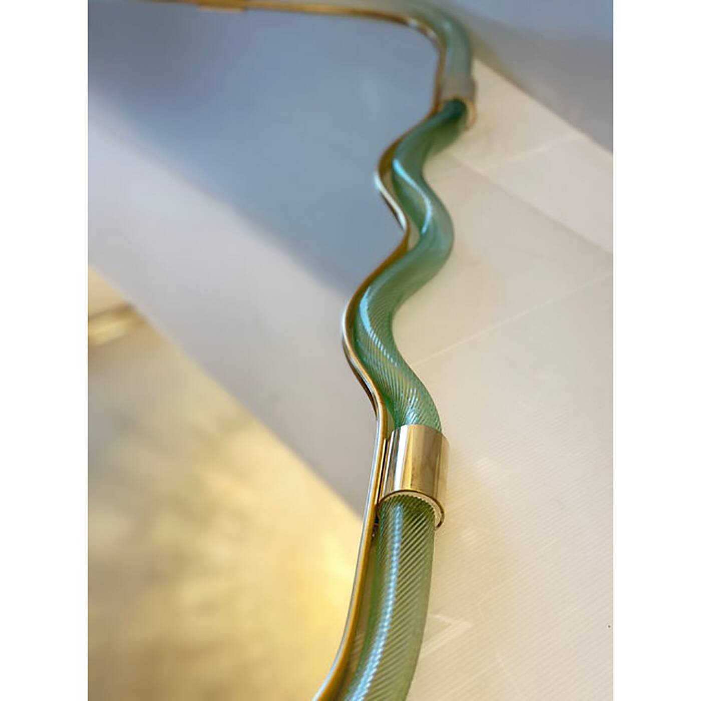 Contemporary Wave Mirror in Green and Gold "Torchon" Torciglione Murano Sty