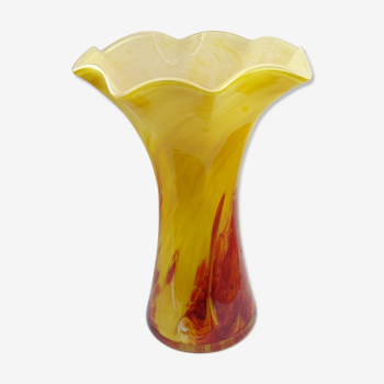 Murano tulip vase or corolla