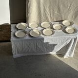 Set consisting of 6 beige flat plates with a blue rim + 3 deep plates.