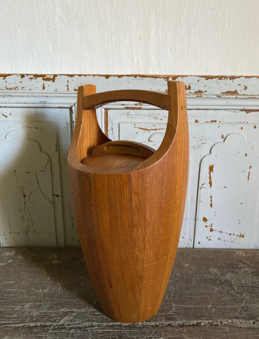Jens Quistgaard, teak ice bucket from the 1960s.