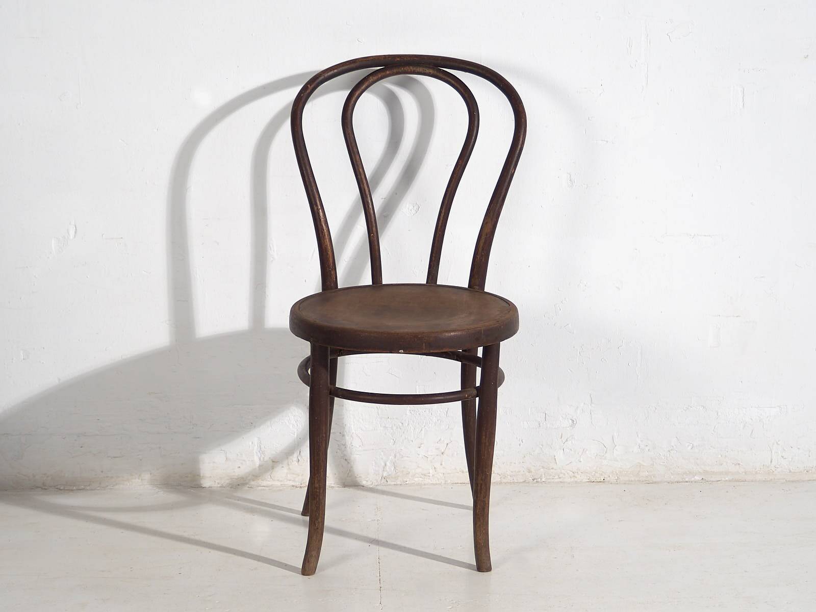Antique Thonet Chairs No. 18 (c.1930). Set of 4 pieces #10