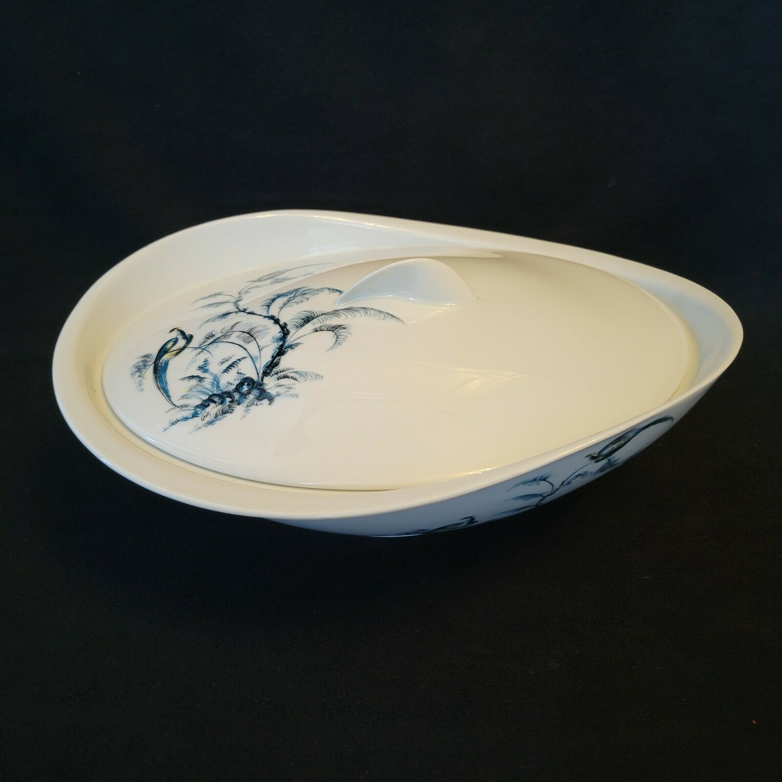 Vegetable soup kitchen Alfred Lanternier & Co Limoges blue peacock décor