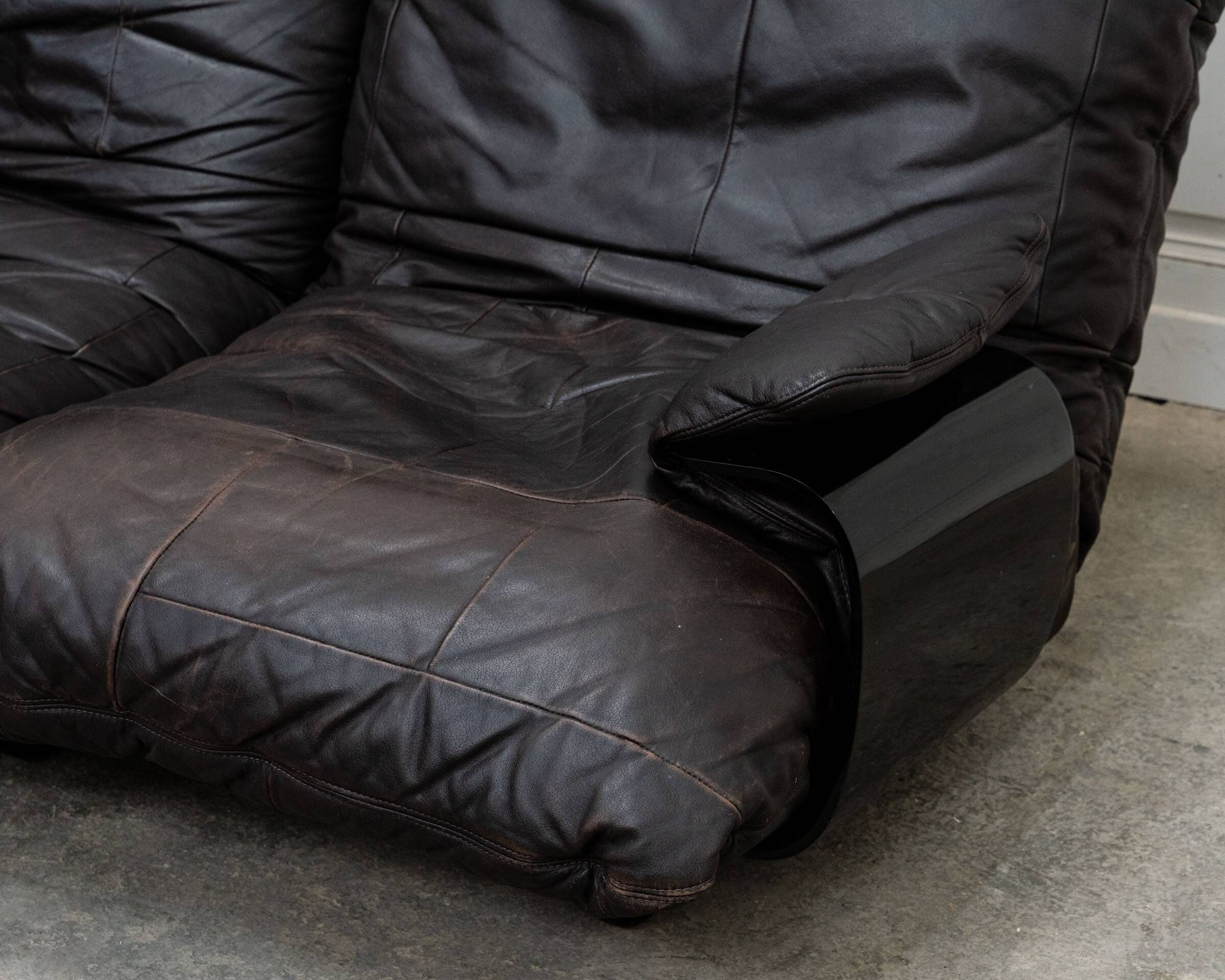 Canapé vintage Marsala pour Ligne Roset en cuir marron, 1980