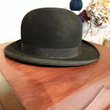 Bowler
