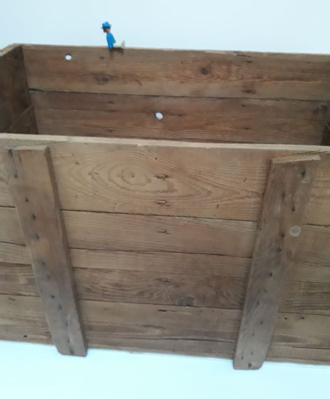 Transport box
