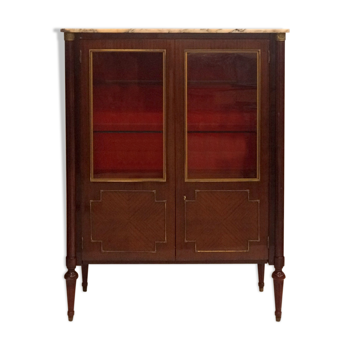 Napoleon III style showcase
