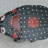 Tabouret depicting a cat