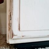 Buffet down Mado renovated tropical paper