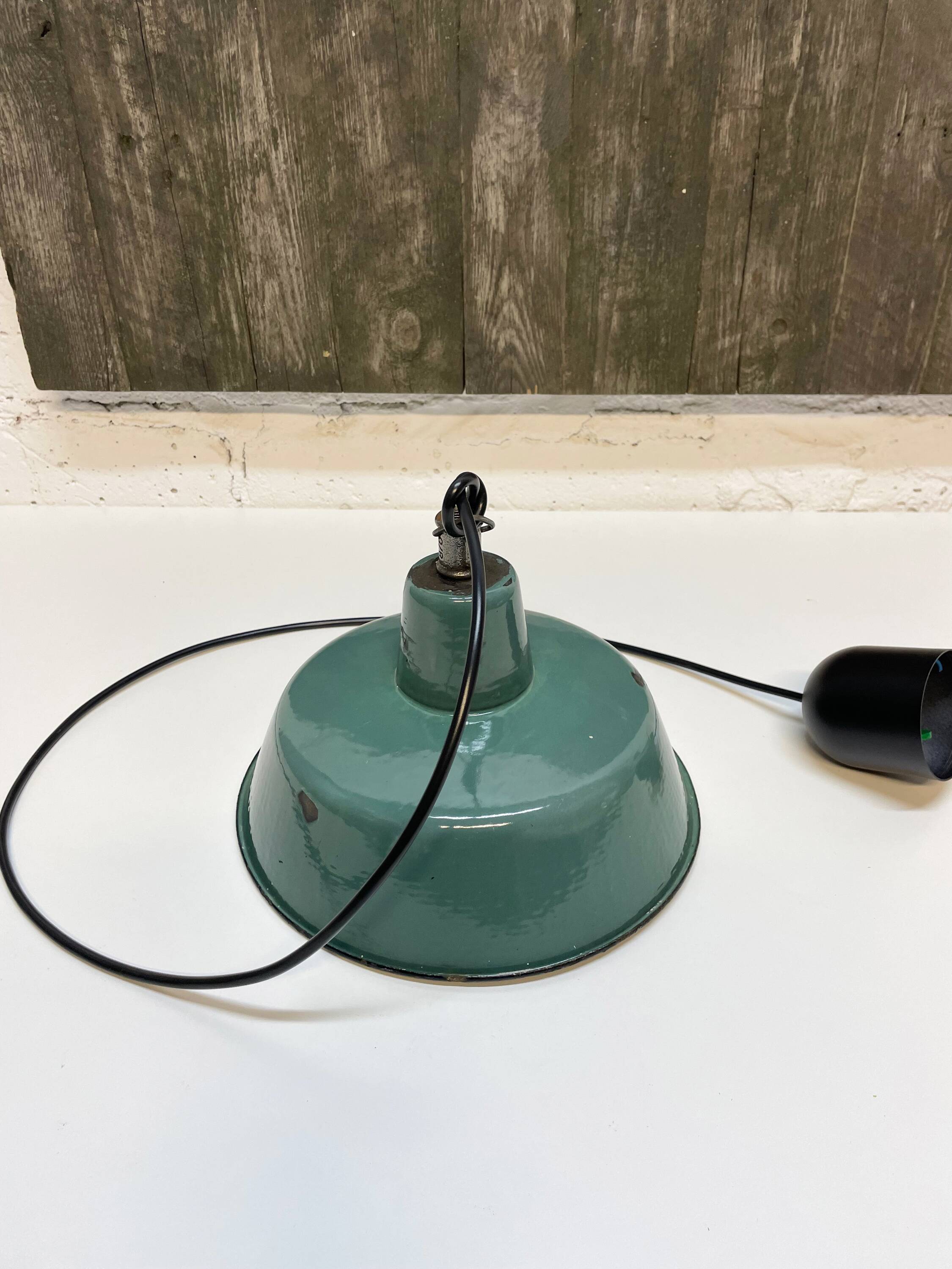 Industrial enamelled hanging lamp, 1960's