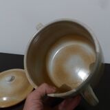 Soup tureen, glazed earthenware pot.