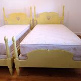 Pair of painted wooden twin beds