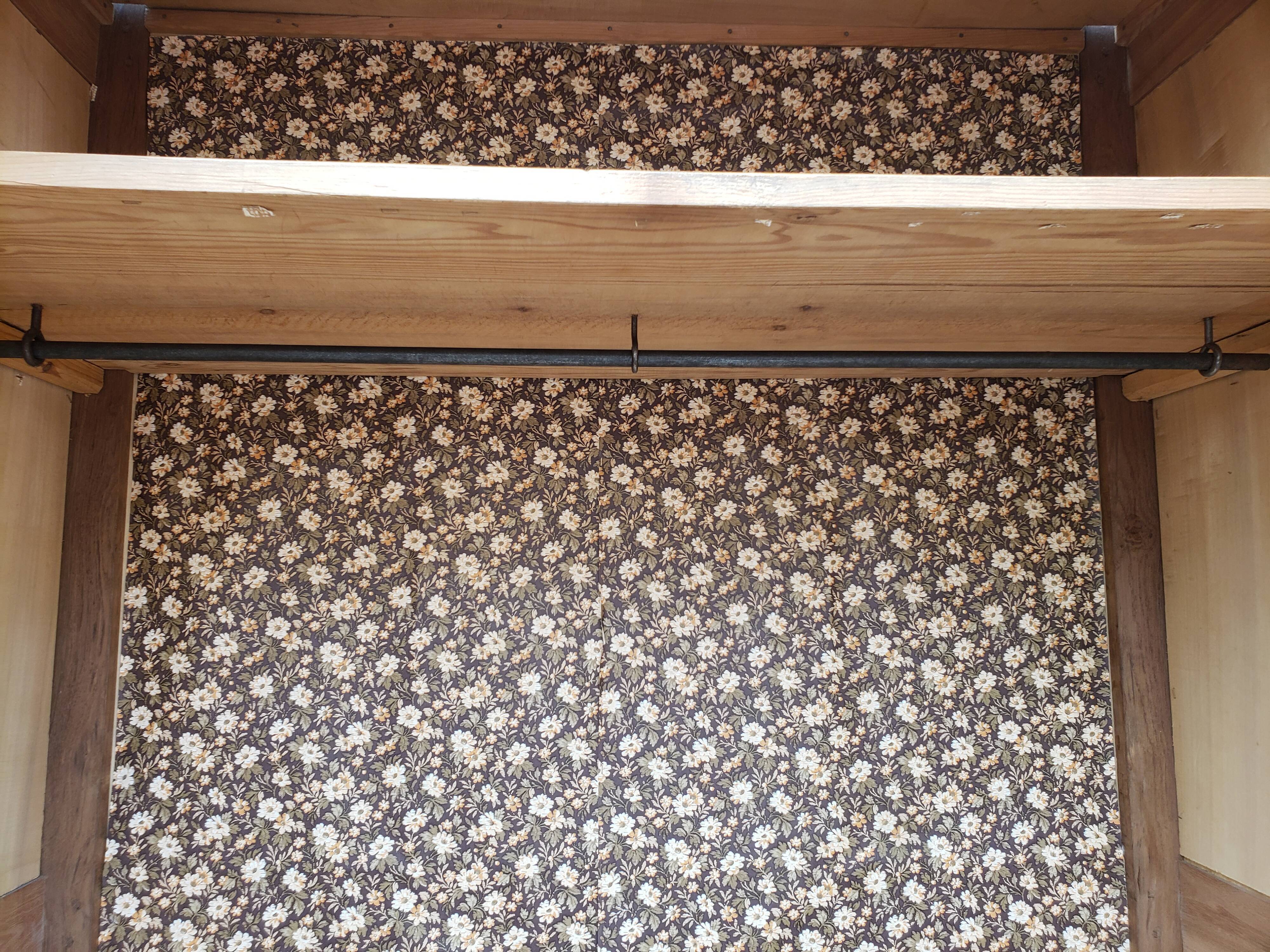 Parisian wardrobe patina old "lily"