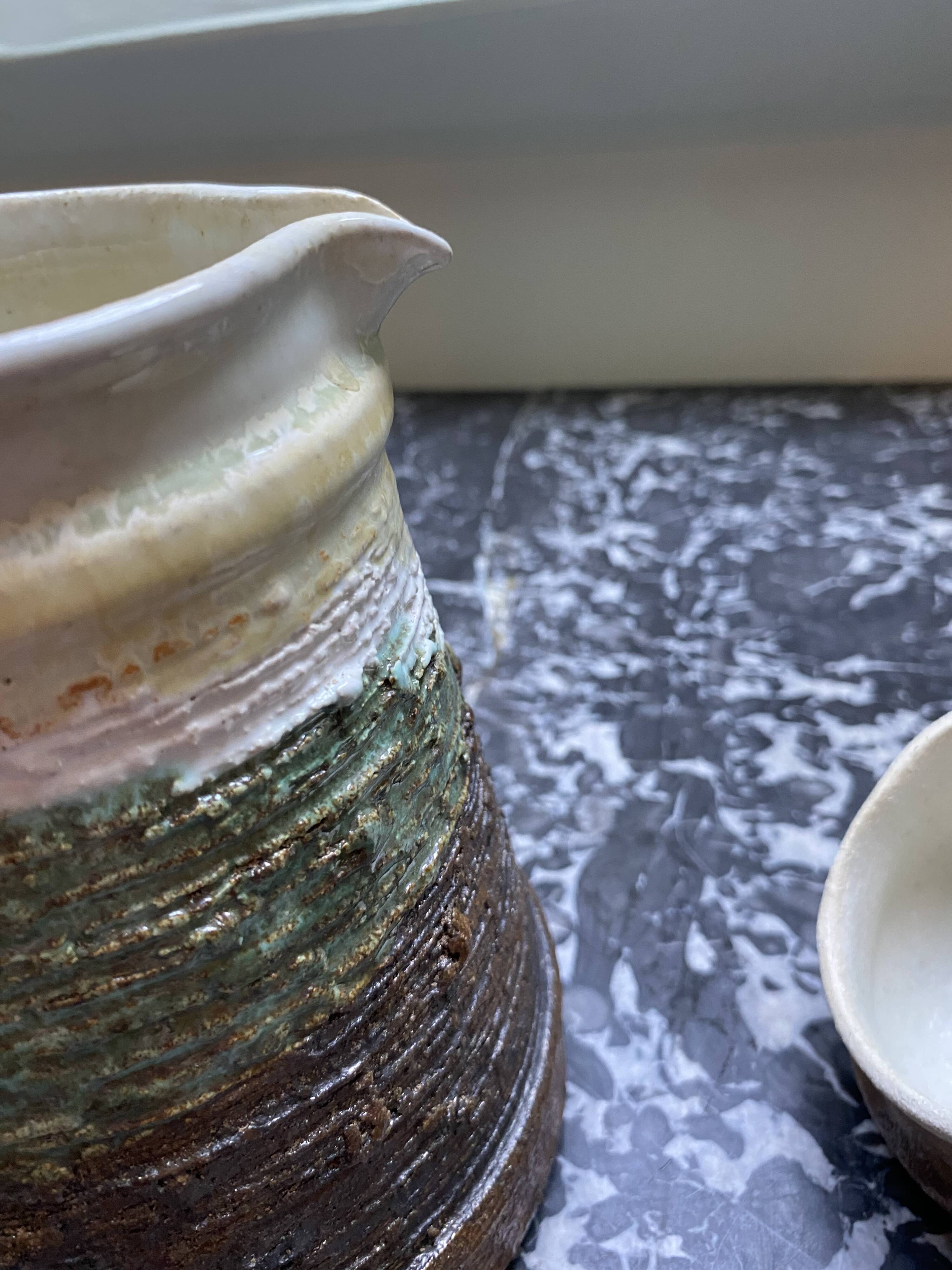 Cafetière, tasses céramiques organiques