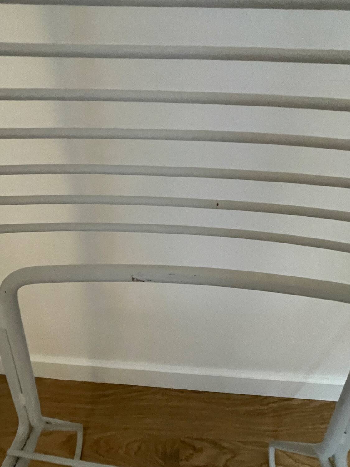 Chaise haute en métal de décoration