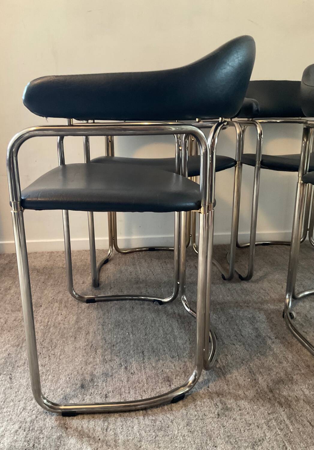 Series of 4 Italian armchairs by Otto Gerdau 70s