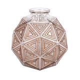 Vase Nanking created by René Lalique