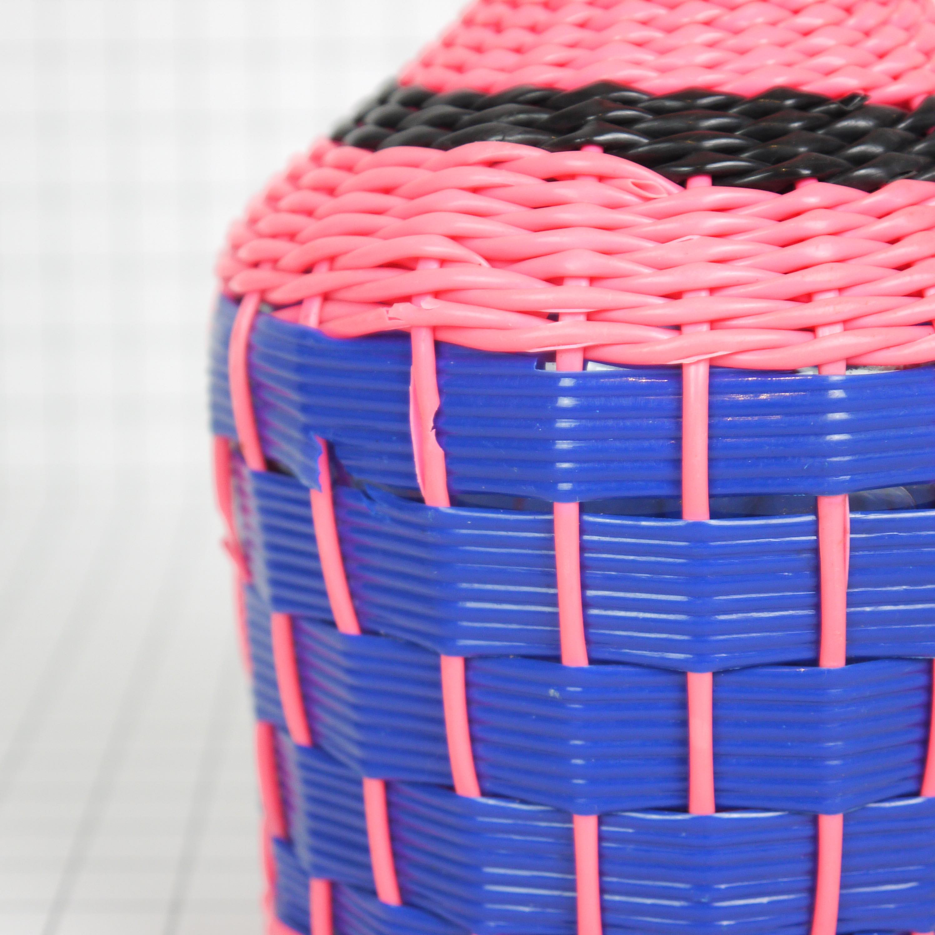 Scoubidou pink and blue bottle