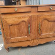 Antique solid wood buffet – marquetry and curved legs – 19th century