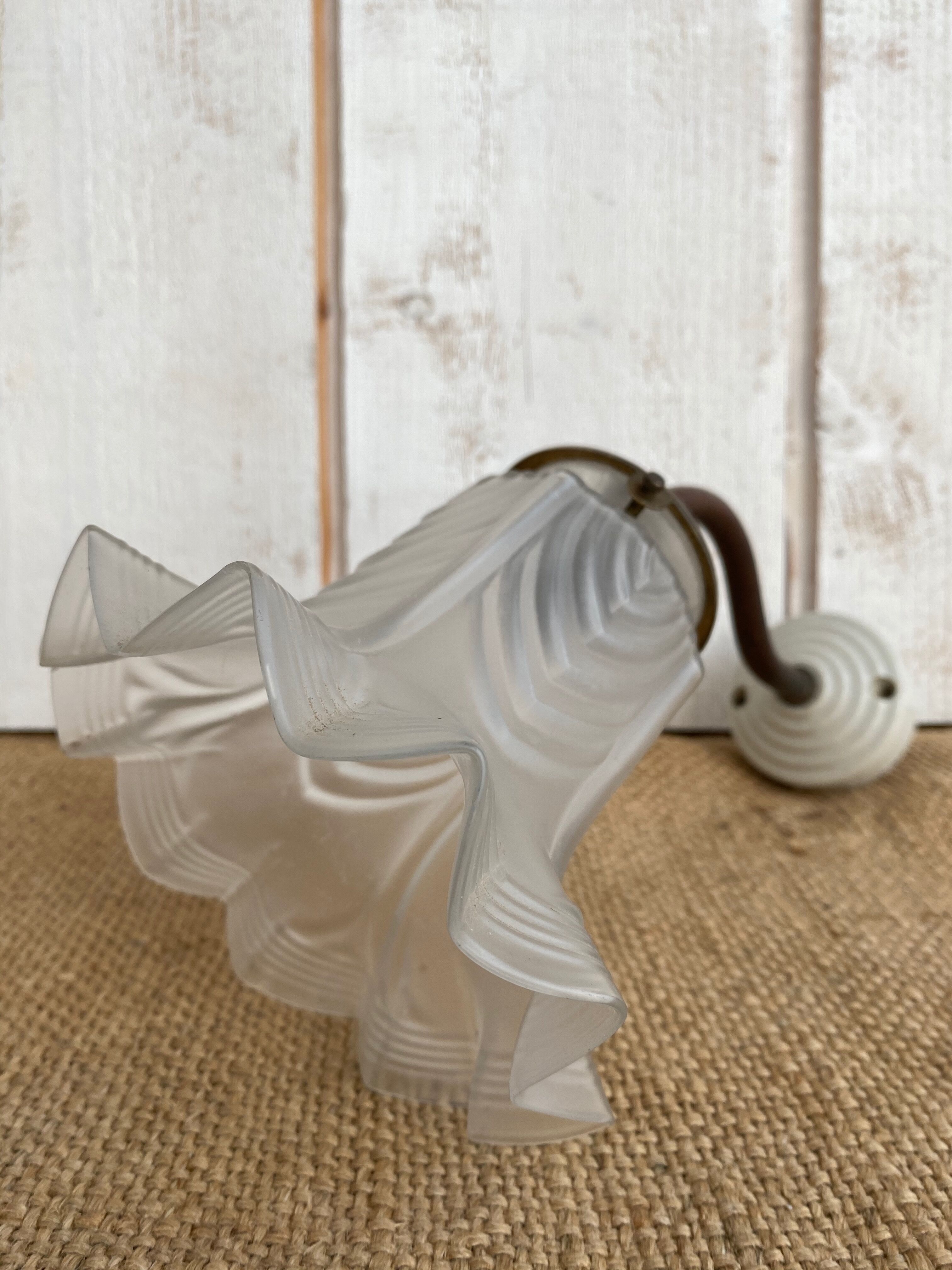 Art Deco tulip sconce