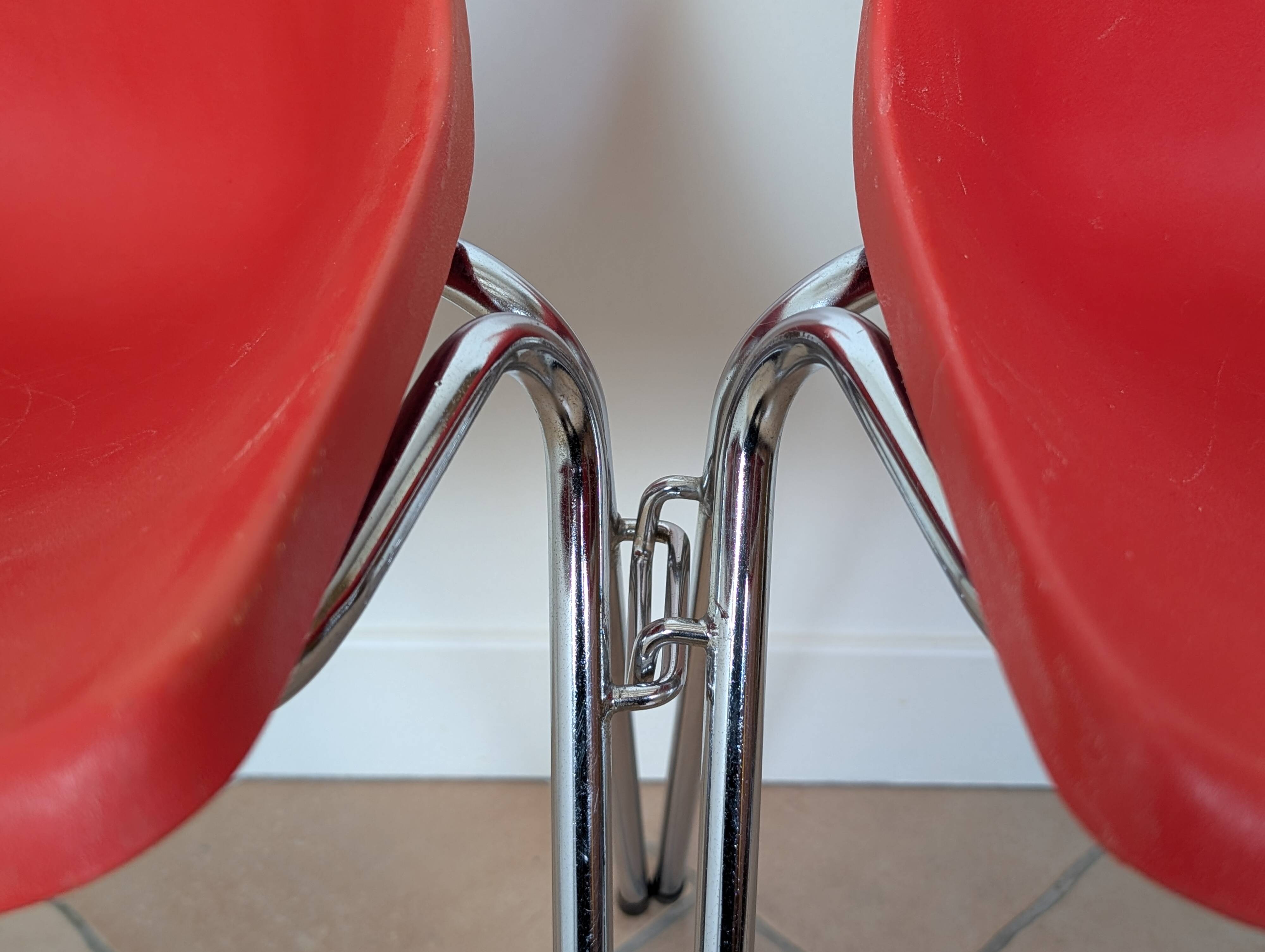 Lafargue L202 stackable chairs