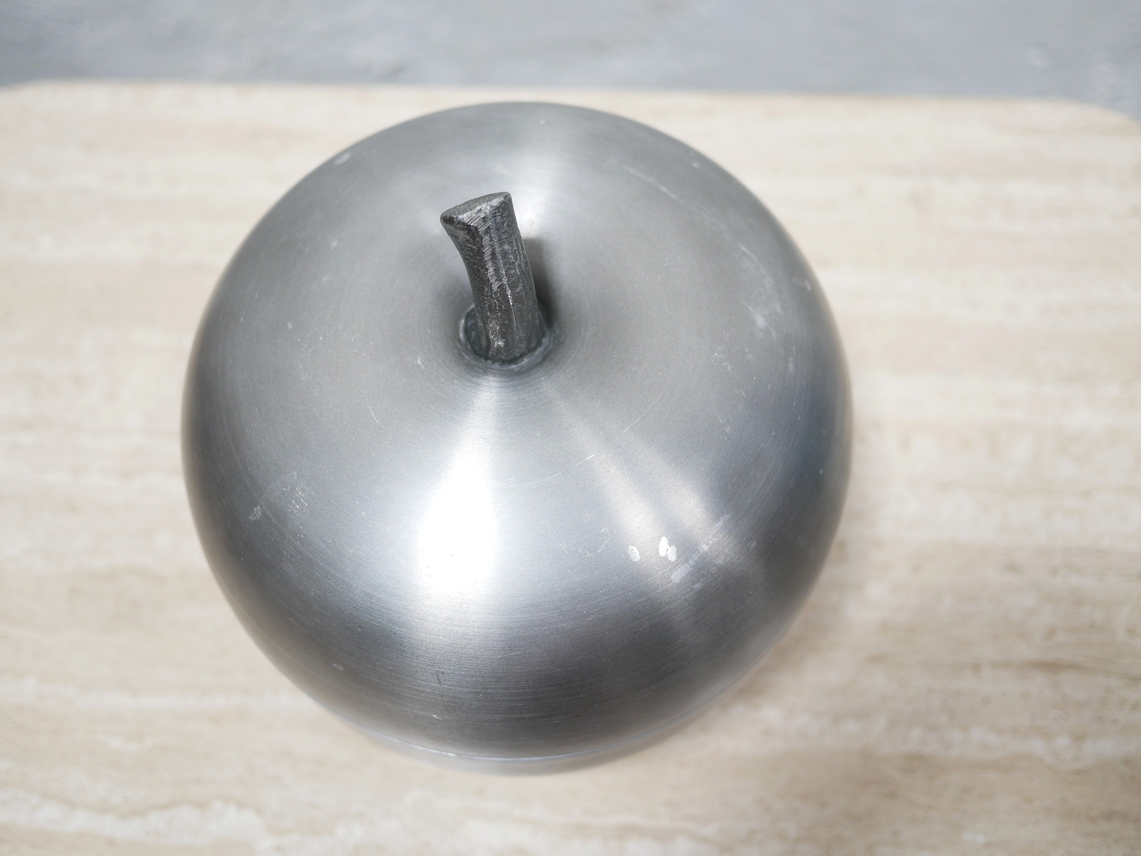 Vintage apple ice bucket