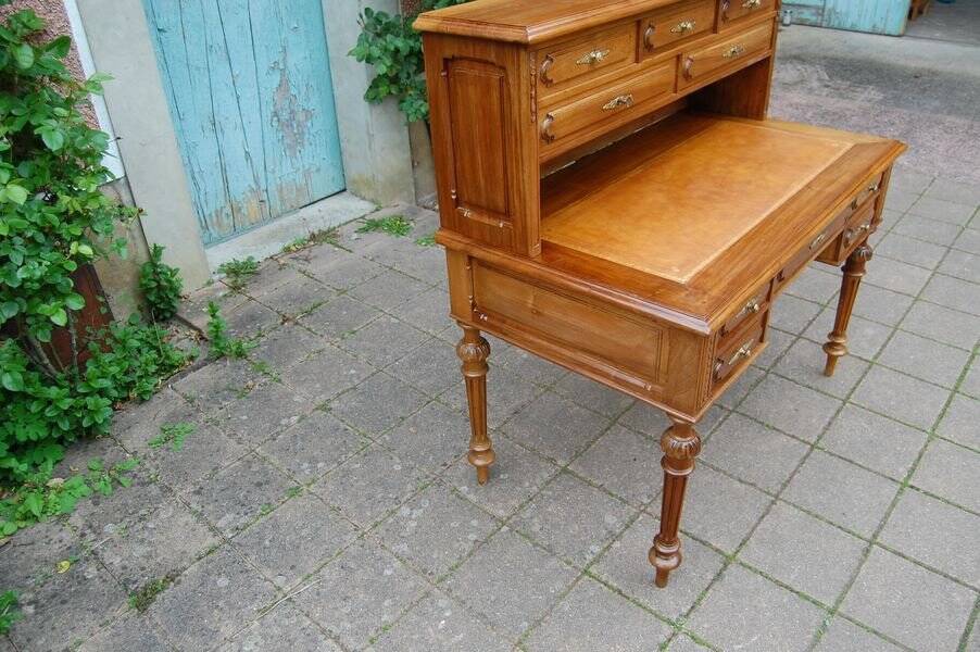 Napoleon III period tiered walnut desk from the 19th century