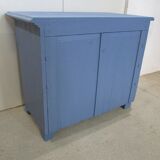 Former desk, dresser presentation