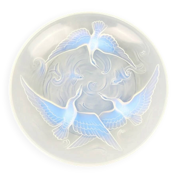 Verlys, coupe en verre irisé à décor d'oies et de poissons