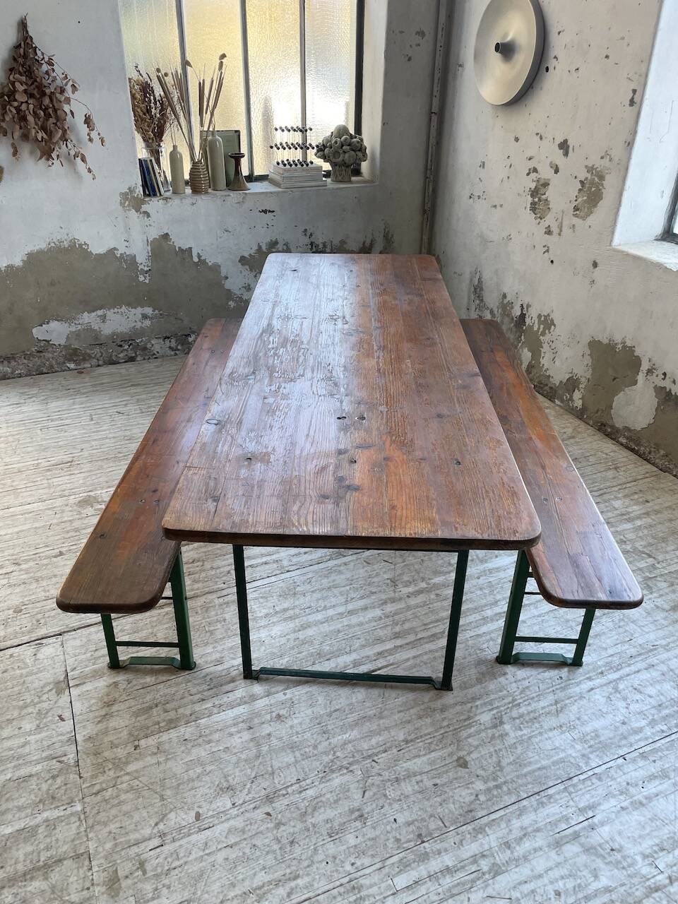 Guinguette table and its 2 benches