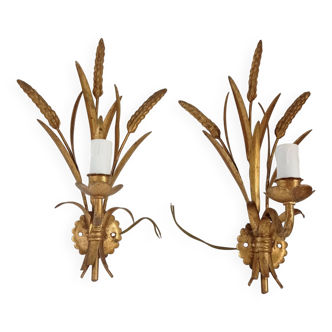 Golden wheat sheaf appliques