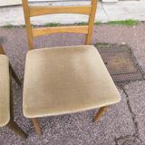 Set of 4 Scandinavian chairs in wood and fabric.