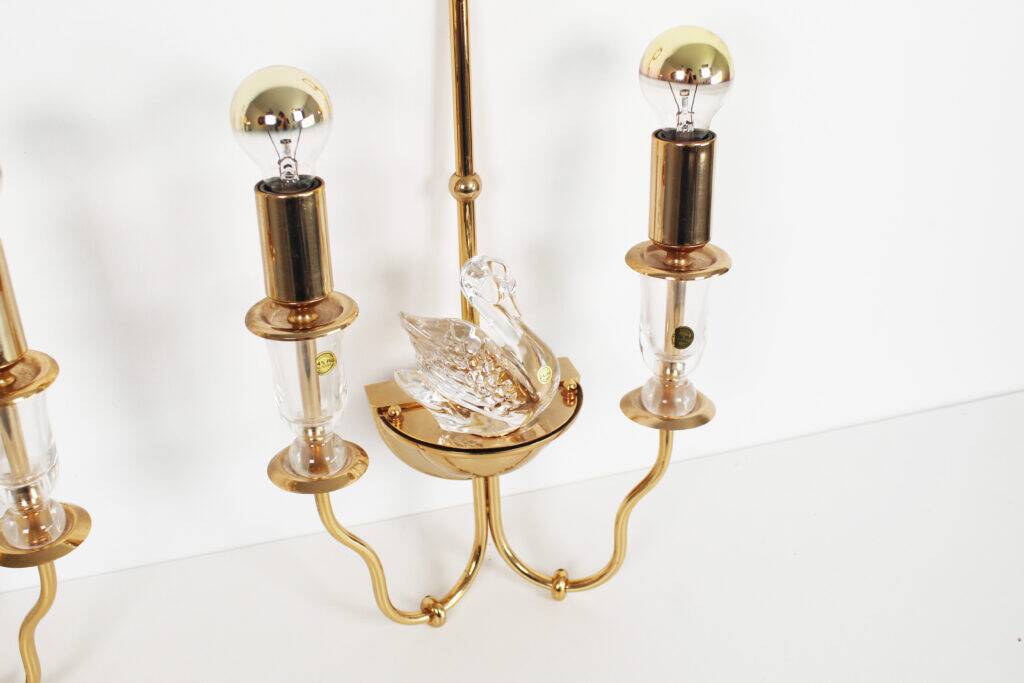 Rare set of Italian crystal 'Swan' wall lights, Italy 1980s
