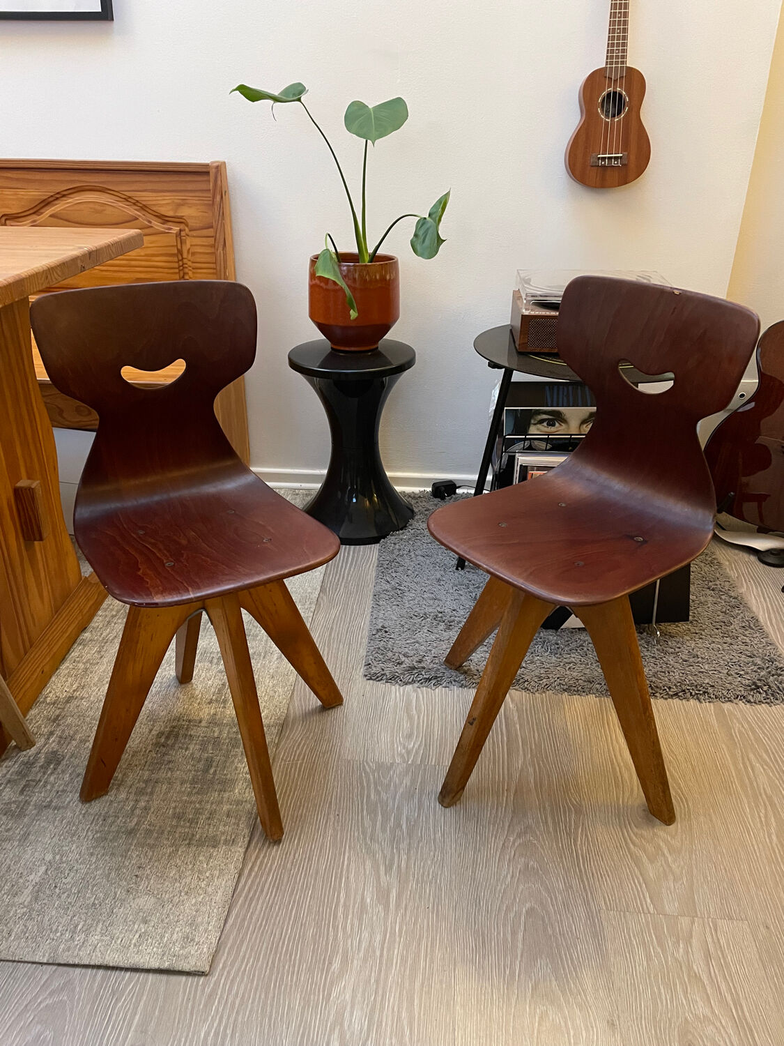 2 children's chairs pagholz Flottoto