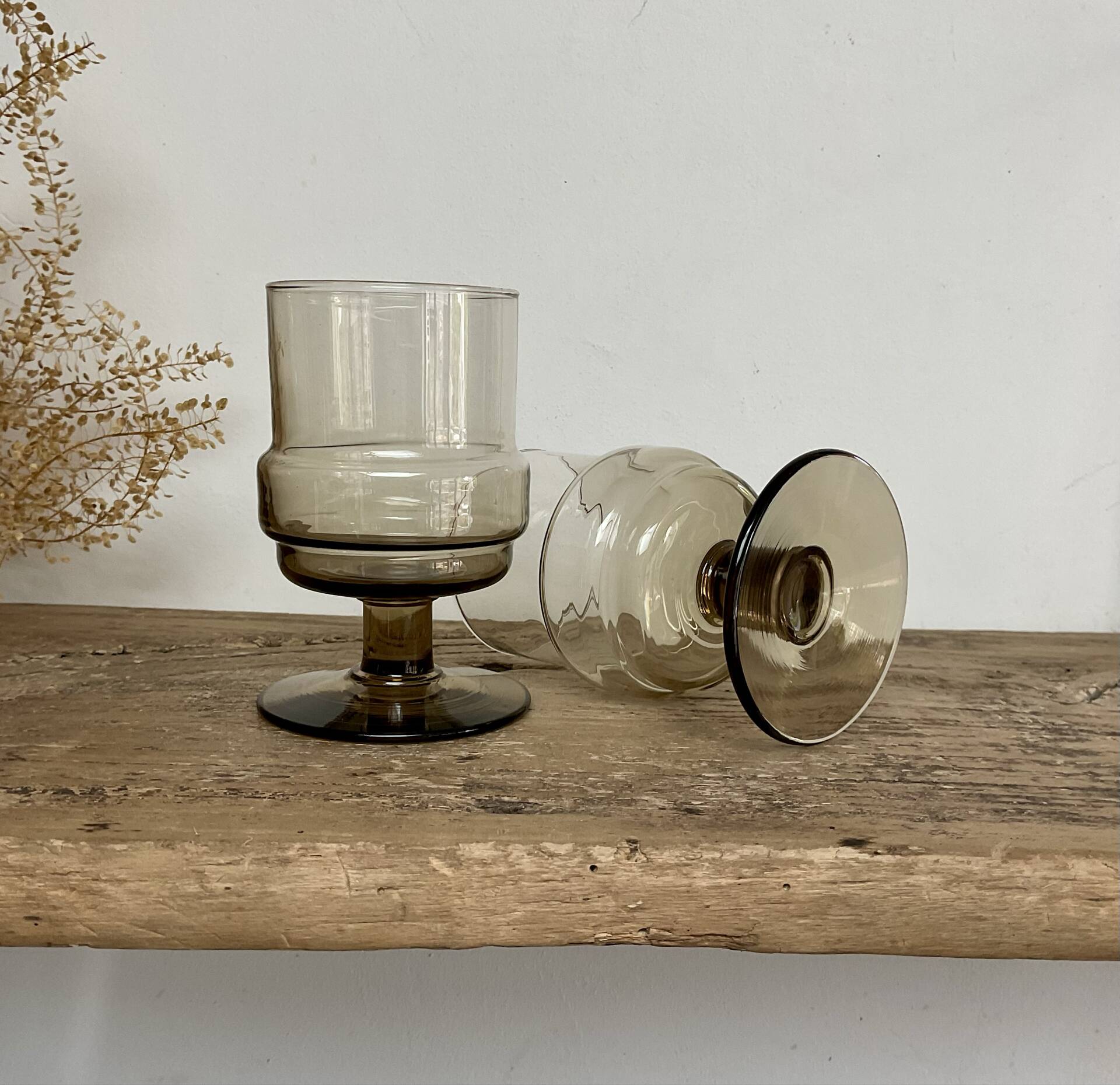 4 vintage smoked glass glasses "Willem Heesen"