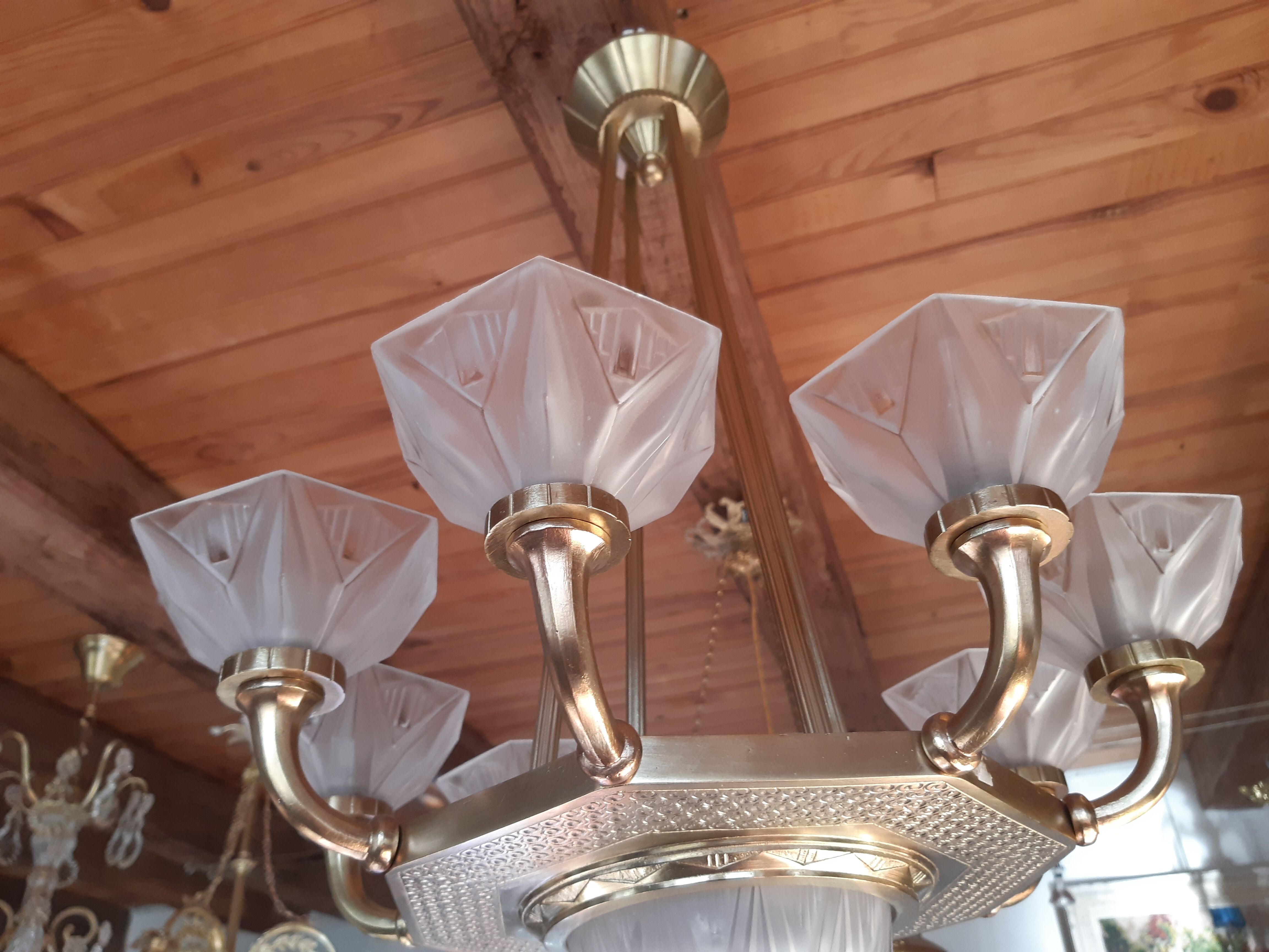 Art Deco chandelier 1930 Bronze Pressed Molded Glass