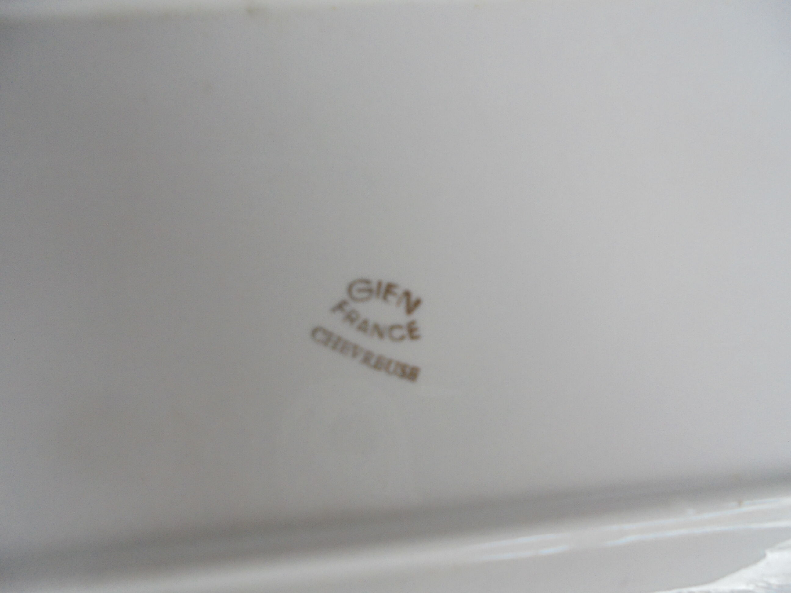 Cake dish gien earthenware