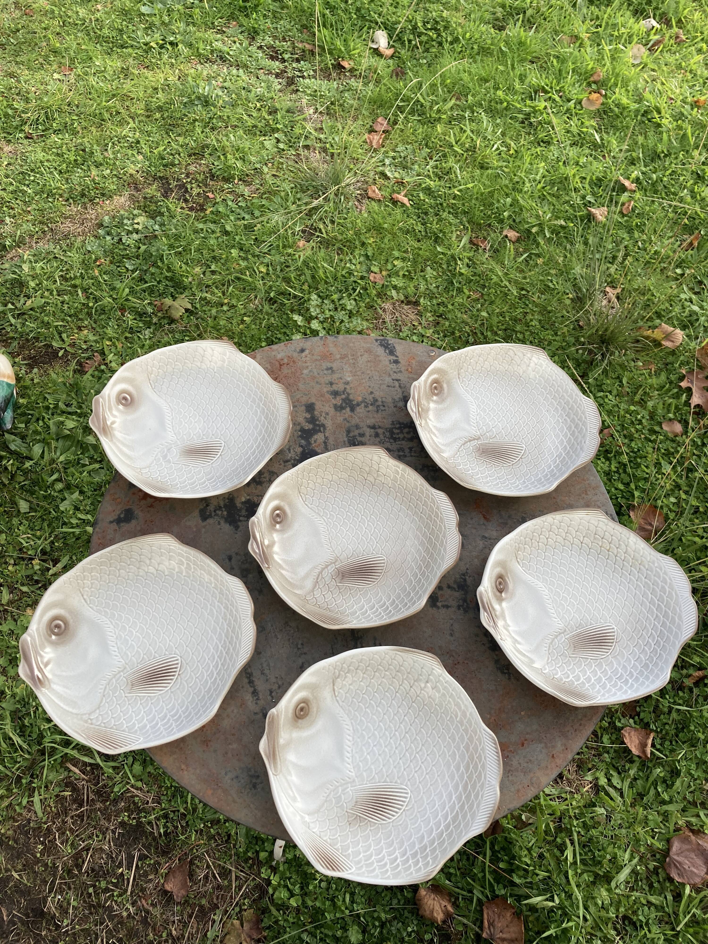 6 flat plates fish in beige ceramic Salins les bains