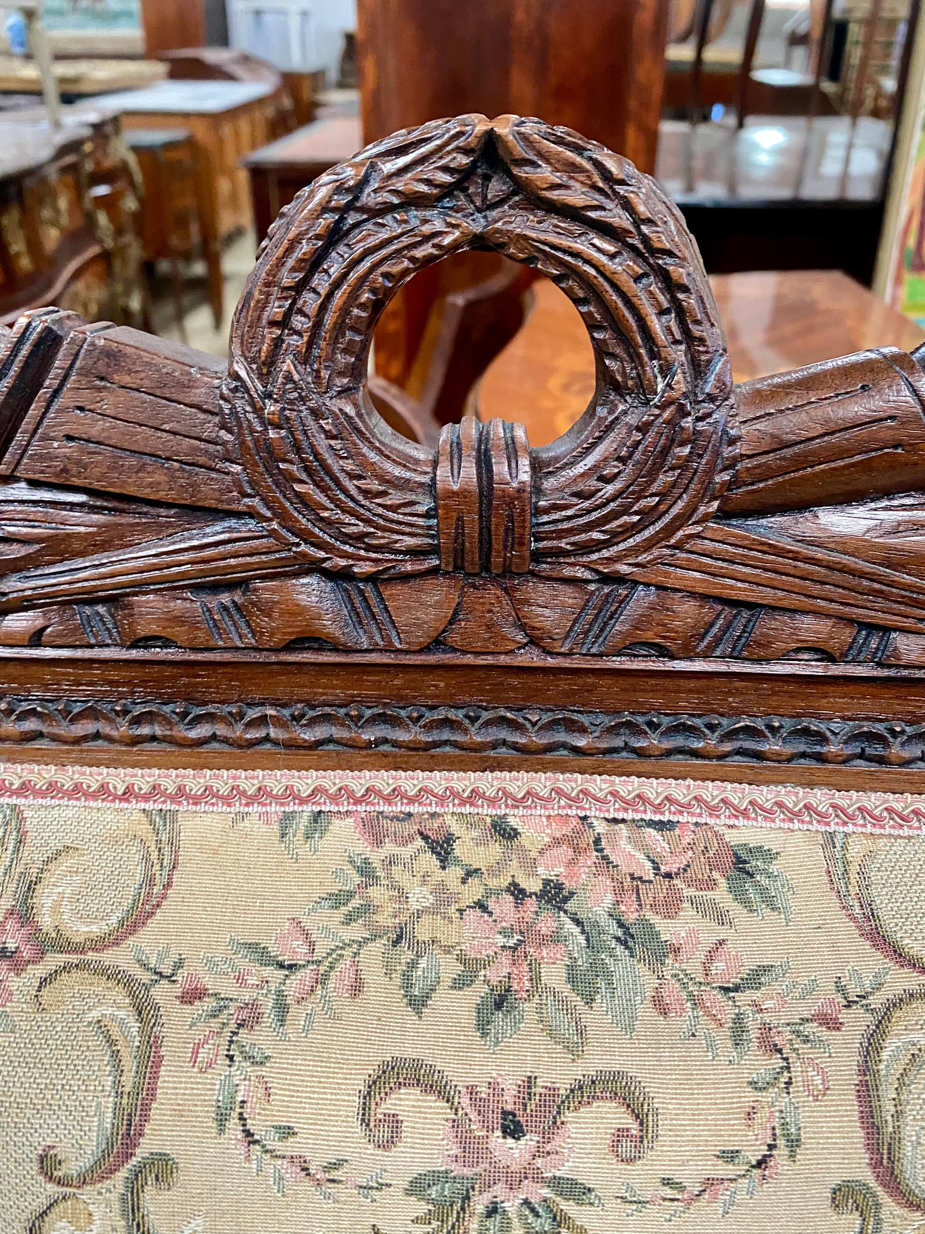 Wooden bench Louis XVI style