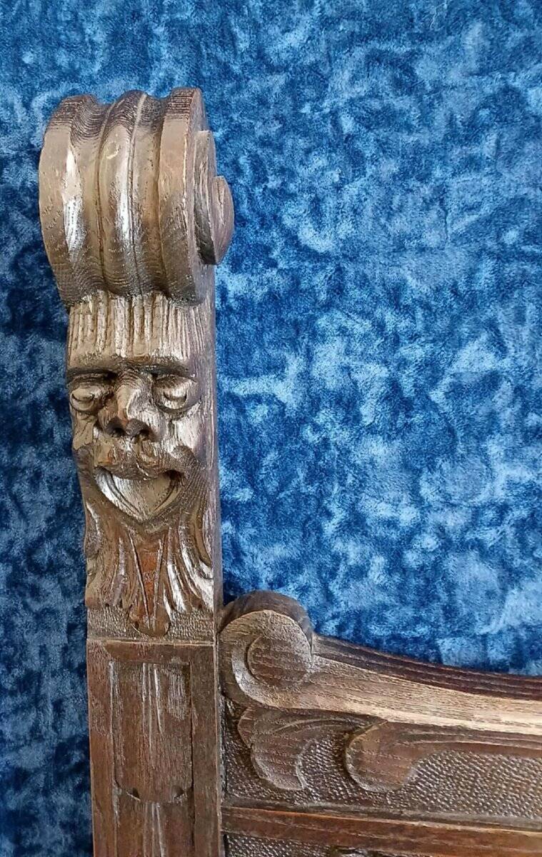 Italian Renaissance style solid wood storage bench