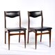 Paire de chaises teck et skaî