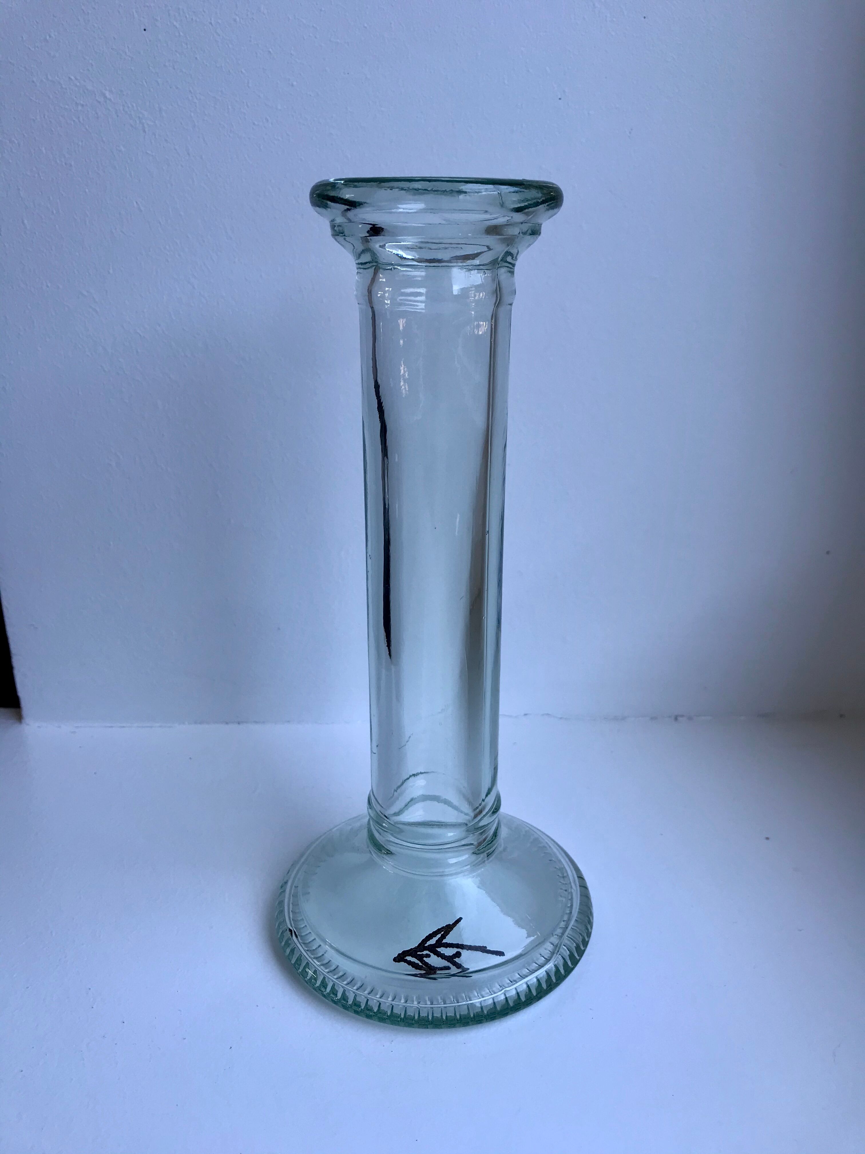 Candle holder design in bubbled glass made of vintage craftsmanship