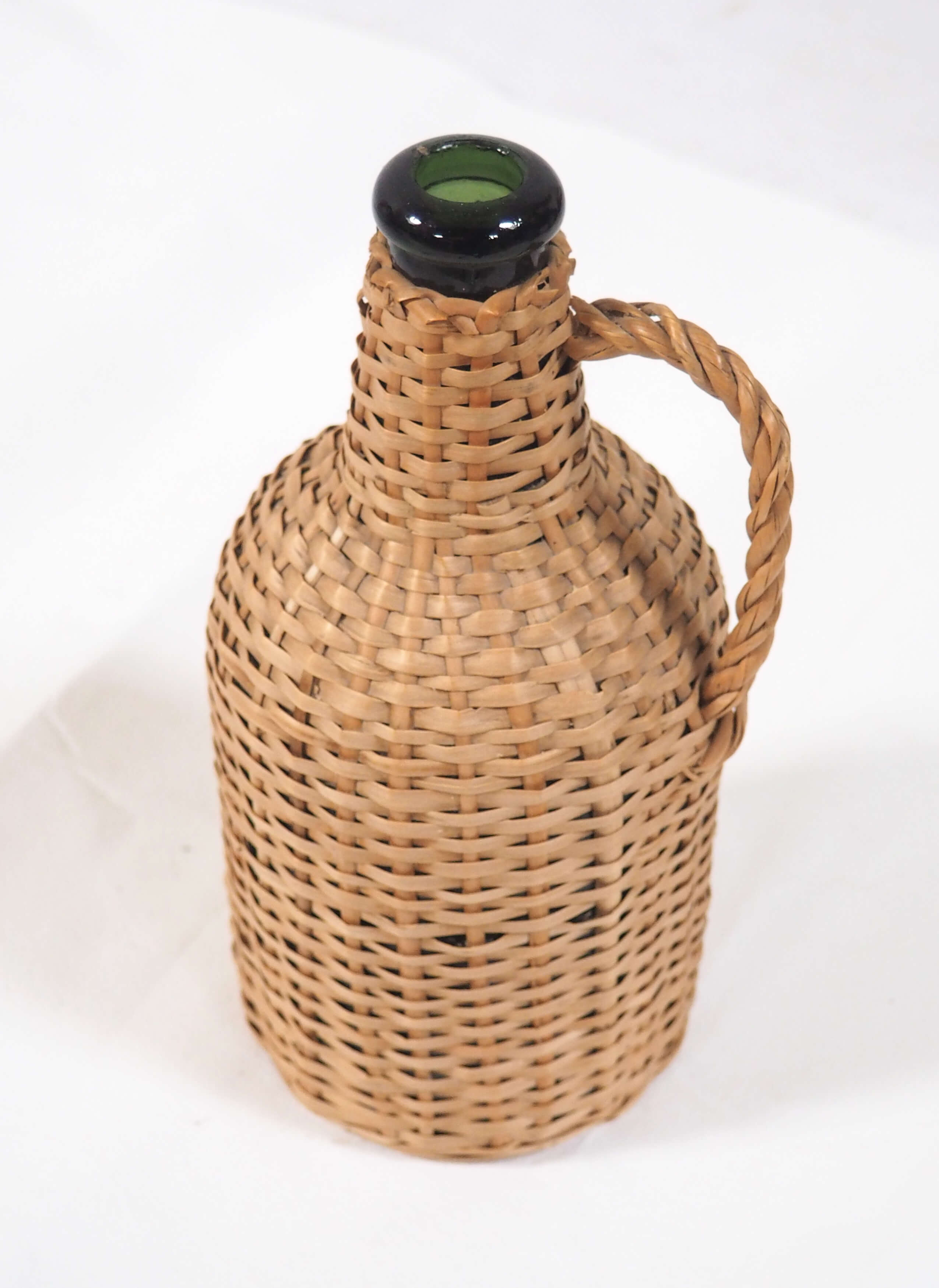 Wicker bottle