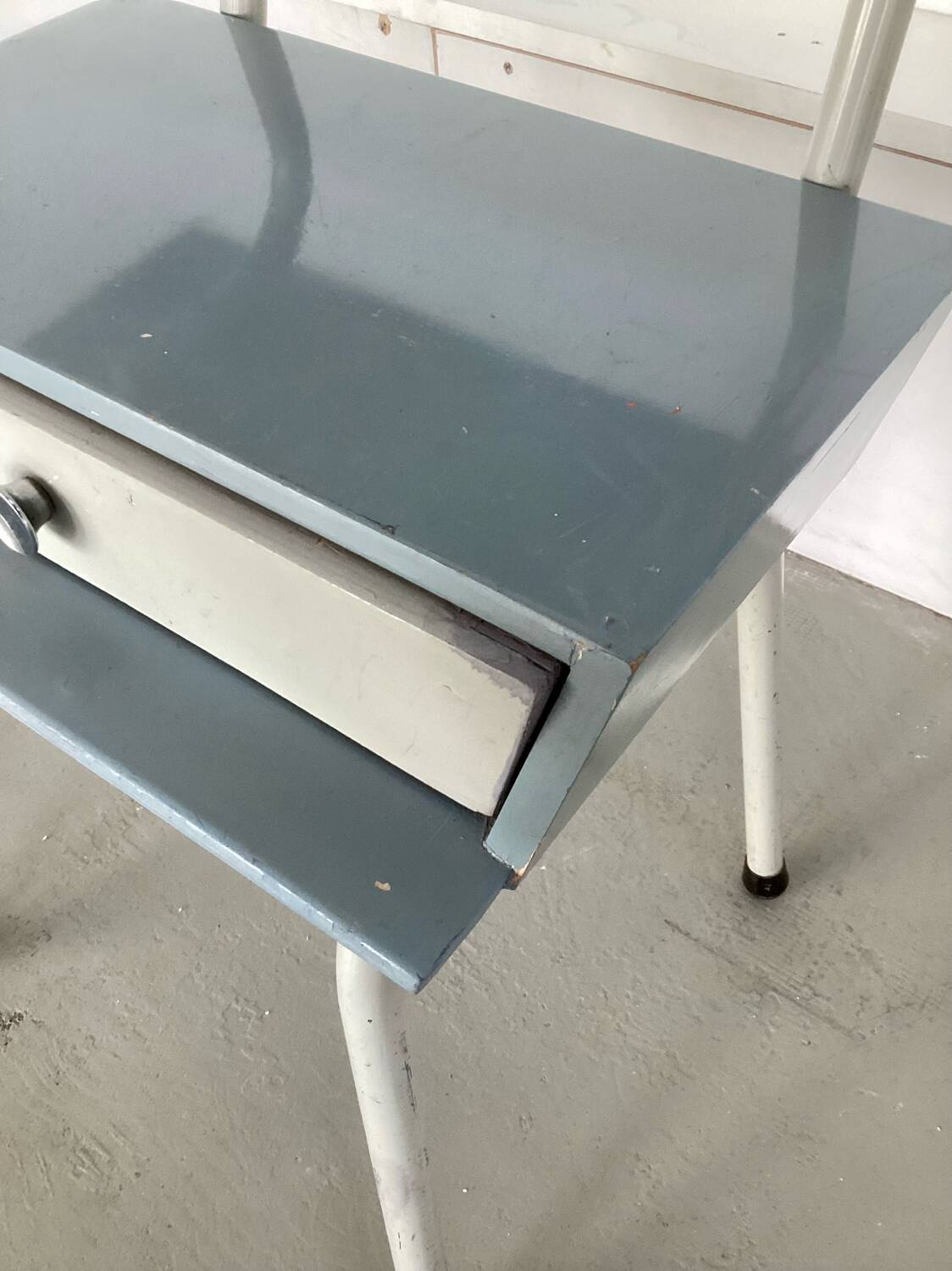 Stand de 2 nuits de Wim Rietveld pour Auping