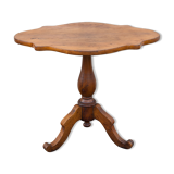 Violin table