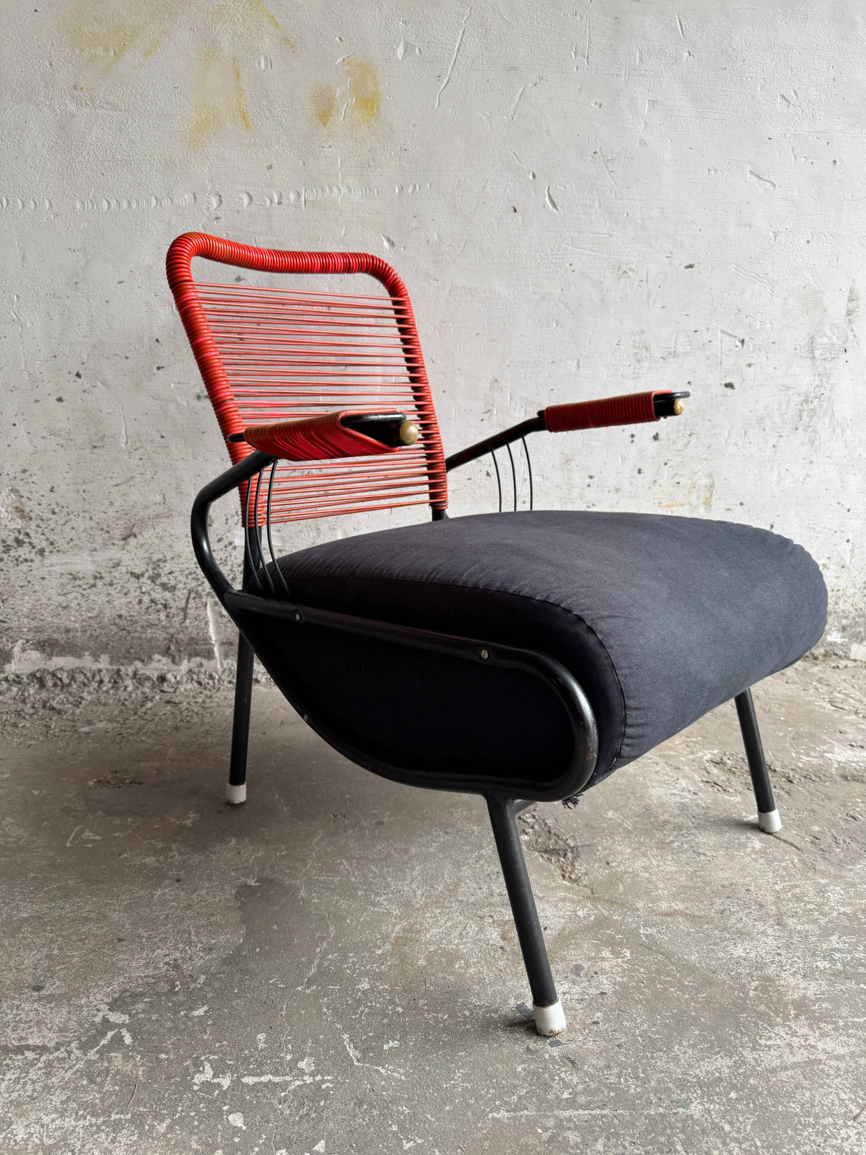 Vintage Scoubidou armchair – French design from the 1950s